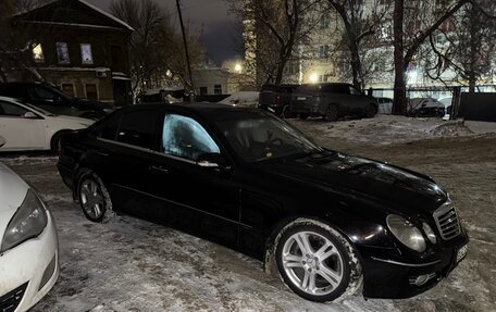 Mercedes-Benz E-Класс, 2007 год, 900 000 рублей, 4 фотография