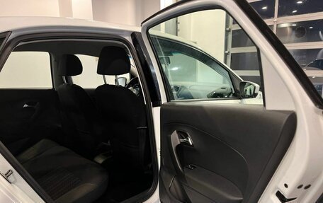 Volkswagen Polo VI (EU Market), 2016 год, 1 212 000 рублей, 17 фотография