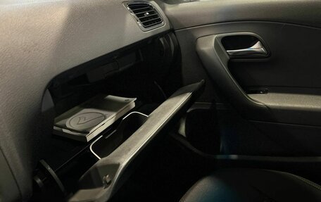 Volkswagen Polo VI (EU Market), 2016 год, 1 212 000 рублей, 29 фотография