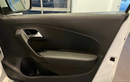 Volkswagen Polo VI (EU Market), 2016 год, 1 212 000 рублей, 27 фотография