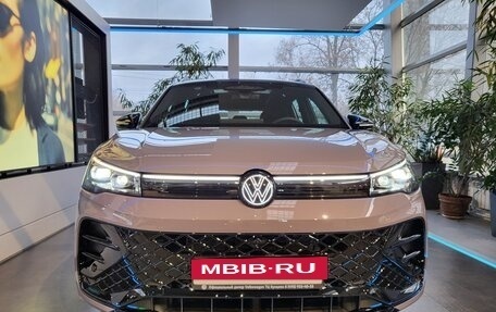Volkswagen Tiguan, 2025 год, 5 298 000 рублей, 2 фотография