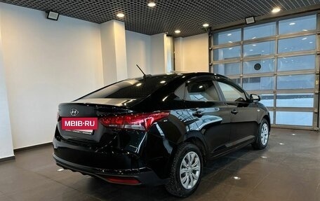 Hyundai Solaris II рестайлинг, 2021 год, 1 762 000 рублей, 3 фотография