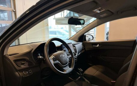 Hyundai Solaris II рестайлинг, 2021 год, 1 762 000 рублей, 23 фотография