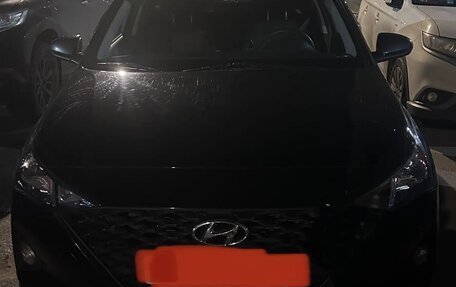 Hyundai Solaris II рестайлинг, 2022 год, 1 750 000 рублей, 10 фотография