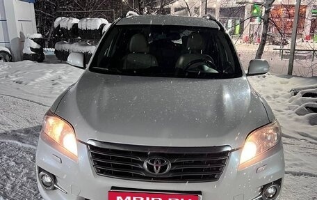 Toyota RAV4, 2010 год, 1 400 000 рублей, 2 фотография