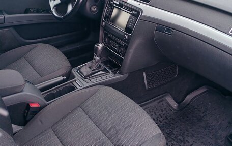 Skoda Superb III рестайлинг, 2015 год, 1 330 000 рублей, 6 фотография