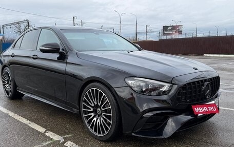 Mercedes-Benz E-Класс, 2019 год, 2 580 000 рублей, 3 фотография