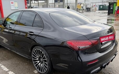 Mercedes-Benz E-Класс, 2019 год, 2 580 000 рублей, 6 фотография