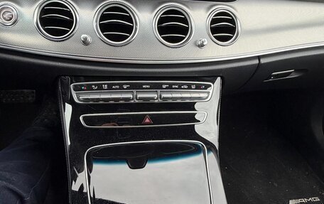 Mercedes-Benz E-Класс, 2019 год, 2 580 000 рублей, 20 фотография