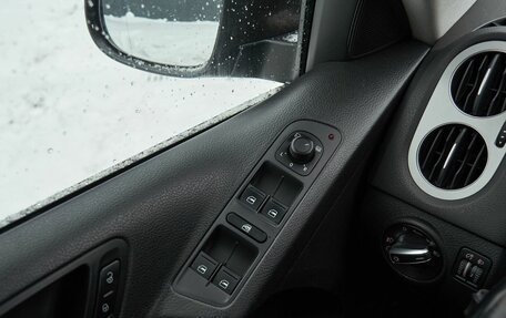 Volkswagen Tiguan I, 2015 год, 1 440 000 рублей, 13 фотография