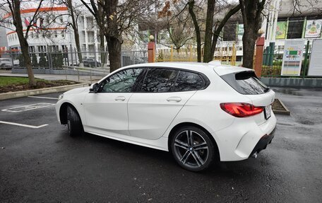 BMW 1 серия, 2019 год, 2 200 000 рублей, 5 фотография