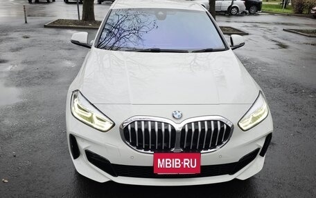 BMW 1 серия, 2019 год, 2 200 000 рублей, 7 фотография