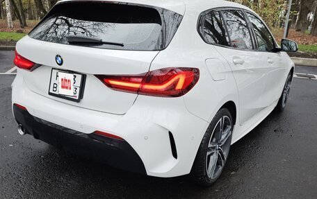 BMW 1 серия, 2019 год, 2 200 000 рублей, 20 фотография