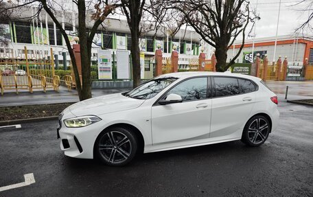 BMW 1 серия, 2019 год, 2 200 000 рублей, 16 фотография