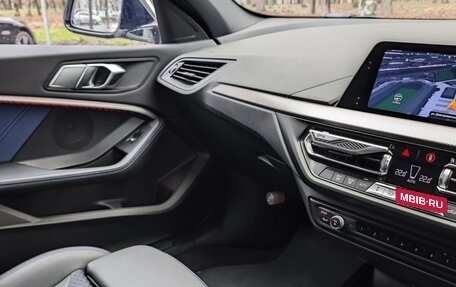 BMW 1 серия, 2019 год, 2 200 000 рублей, 12 фотография