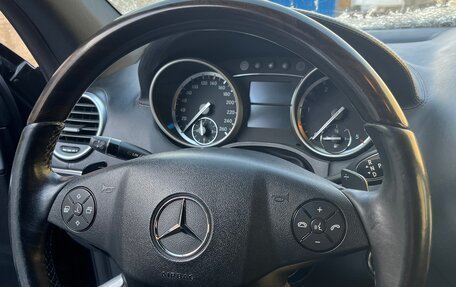 Mercedes-Benz GL-Класс, 2012 год, 1 850 000 рублей, 12 фотография