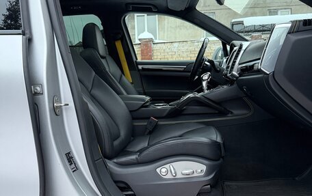 Porsche Cayenne III, 2015 год, 5 999 000 рублей, 17 фотография