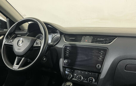 Skoda Octavia, 2018 год, 1 797 000 рублей, 9 фотография