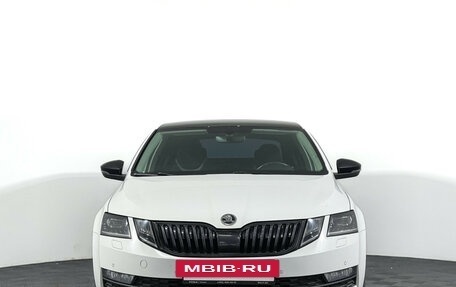 Skoda Octavia, 2018 год, 1 797 000 рублей, 2 фотография