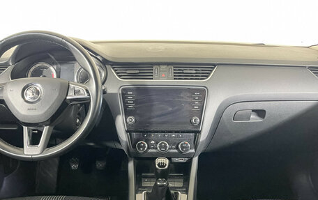 Skoda Octavia, 2018 год, 1 797 000 рублей, 12 фотография