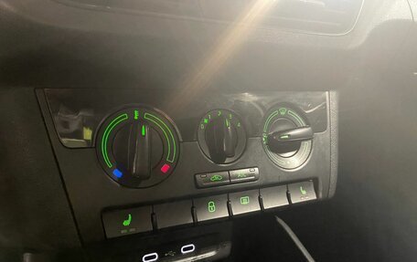 Skoda Rapid II, 2021 год, 1 600 000 рублей, 25 фотография