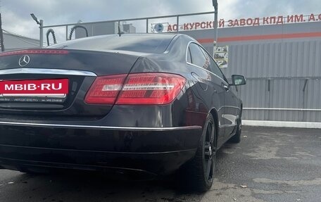 Mercedes-Benz E-Класс, 2013 год, 1 500 000 рублей, 5 фотография