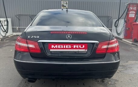 Mercedes-Benz E-Класс, 2013 год, 1 500 000 рублей, 2 фотография