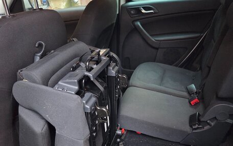 Skoda Yeti I рестайлинг, 2014 год, 1 100 000 рублей, 8 фотография