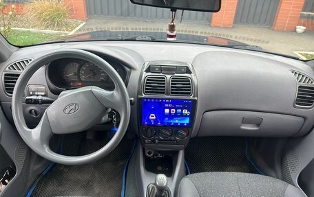 Hyundai Accent II, 2011 год, 530 000 рублей, 3 фотография