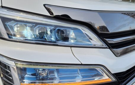 Toyota Vellfire II, 2018 год, 5 790 000 рублей, 2 фотография