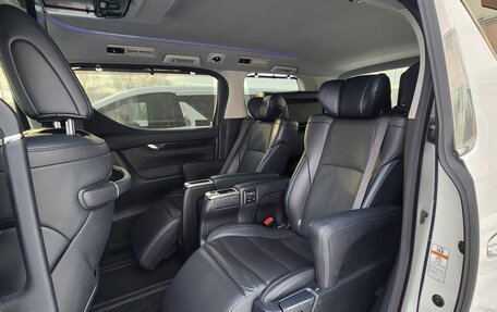 Toyota Vellfire II, 2018 год, 5 790 000 рублей, 16 фотография