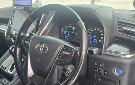 Toyota Vellfire II, 2018 год, 5 790 000 рублей, 25 фотография