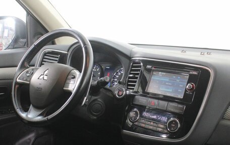 Mitsubishi Outlander III рестайлинг 3, 2013 год, 1 294 000 рублей, 3 фотография