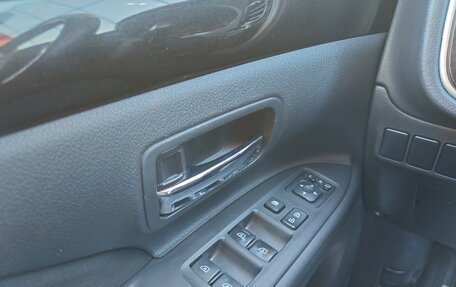 Mitsubishi Outlander III рестайлинг 3, 2019 год, 2 250 000 рублей, 12 фотография