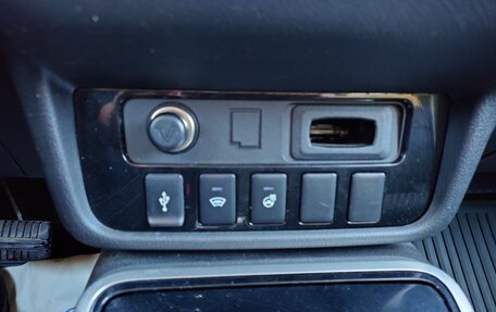 Mitsubishi Outlander III рестайлинг 3, 2019 год, 2 250 000 рублей, 11 фотография