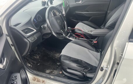 Hyundai Solaris II рестайлинг, 2018 год, 1 450 000 рублей, 14 фотография