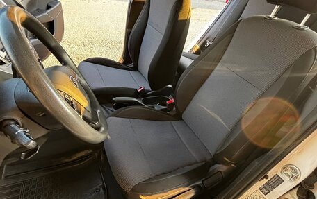 Hyundai Solaris II рестайлинг, 2019 год, 1 100 000 рублей, 12 фотография