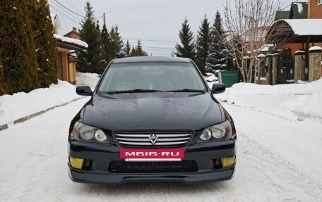 Toyota Altezza, 1999 год, 690 000 рублей, 2 фотография