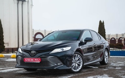 Toyota Camry, 2018 год, 2 890 000 рублей, 1 фотография