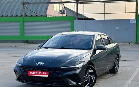 Hyundai Elantra, 2023 год, 2 200 000 рублей, 1 фотография