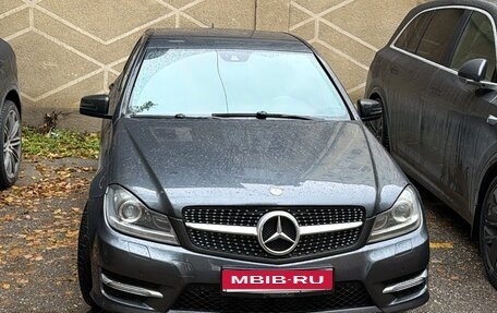 Mercedes-Benz C-Класс, 2012 год, 1 450 000 рублей, 1 фотография