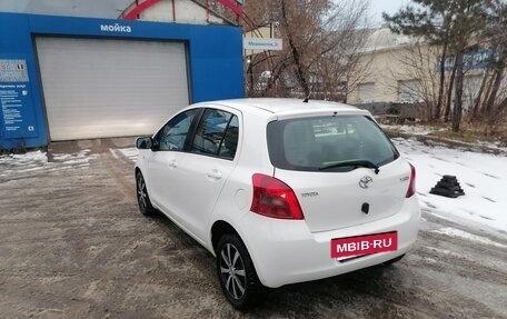 Toyota Yaris III рестайлинг, 2008 год, 700 000 рублей, 10 фотография