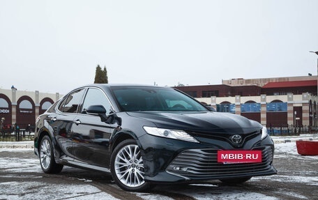 Toyota Camry, 2018 год, 2 890 000 рублей, 39 фотография