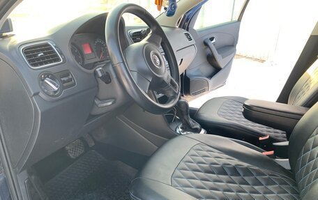 Volkswagen Polo VI (EU Market), 2011 год, 850 000 рублей, 7 фотография