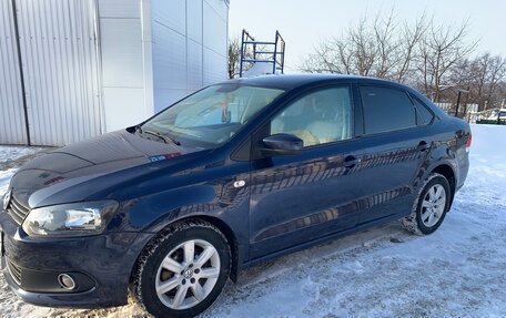 Volkswagen Polo VI (EU Market), 2011 год, 850 000 рублей, 4 фотография