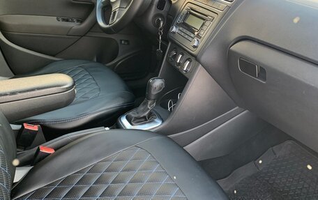 Volkswagen Polo VI (EU Market), 2011 год, 850 000 рублей, 10 фотография