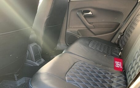 Volkswagen Polo VI (EU Market), 2011 год, 850 000 рублей, 8 фотография