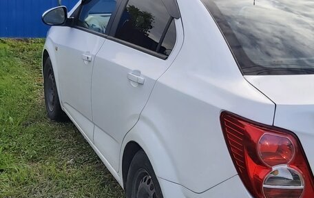 Chevrolet Aveo III, 2012 год, 550 000 рублей, 3 фотография