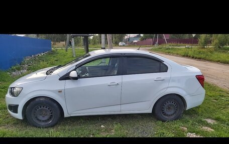 Chevrolet Aveo III, 2012 год, 550 000 рублей, 4 фотография