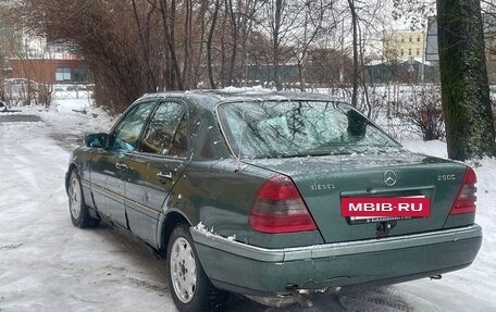 Mercedes-Benz C-Класс, 1994 год, 215 000 рублей, 3 фотография